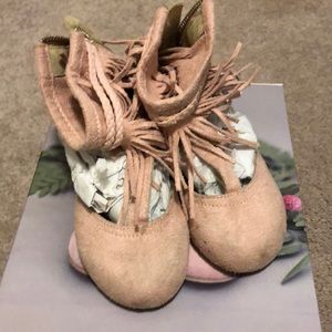 Joyfolie fennah in rose size 9